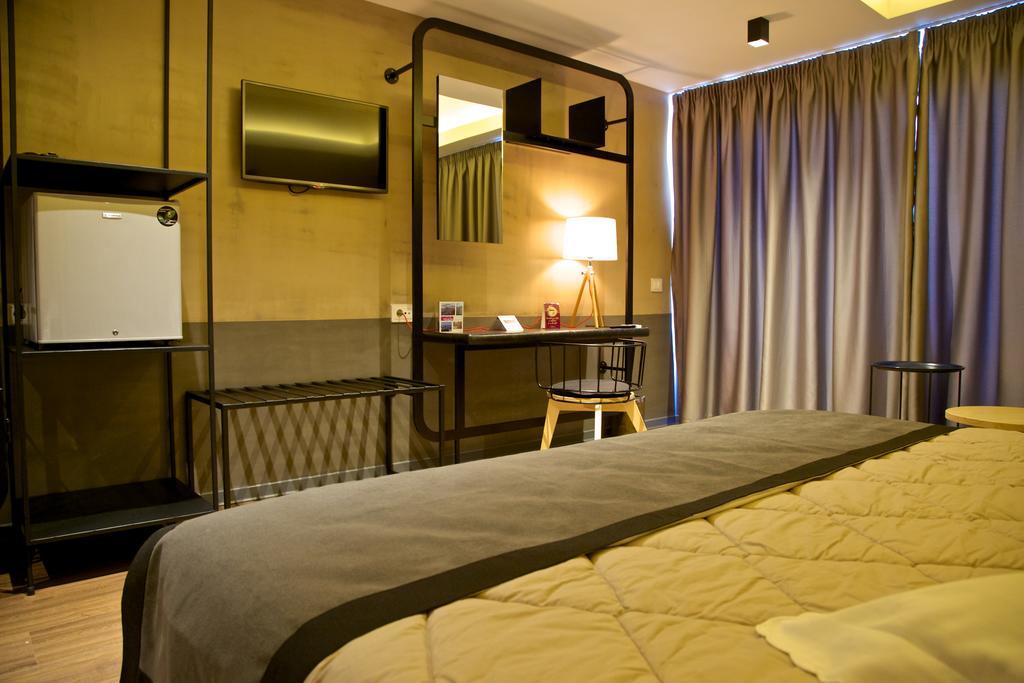 Adonis City Hotel Pátra Kültér fotó
