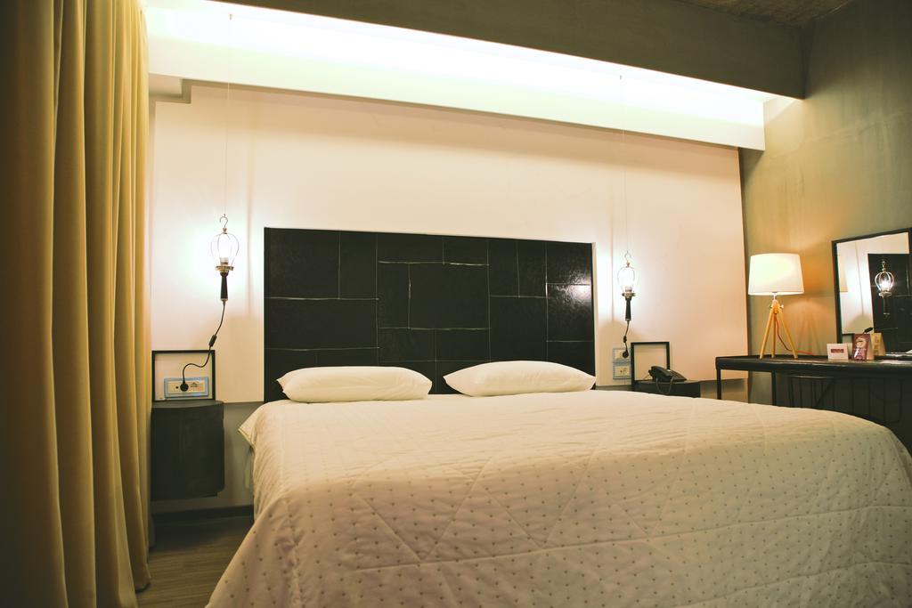 Adonis City Hotel Pátra Szoba fotó