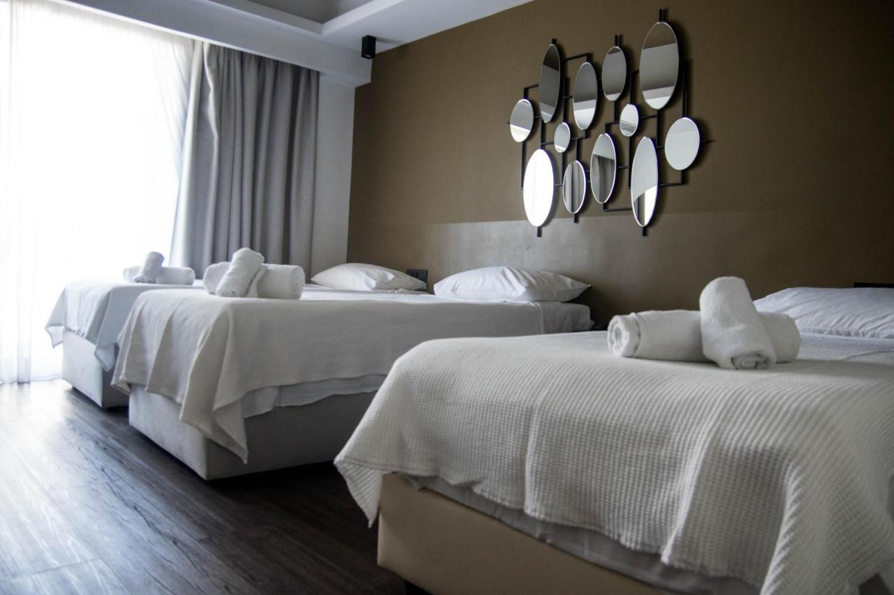 Adonis City Hotel Pátra Kültér fotó