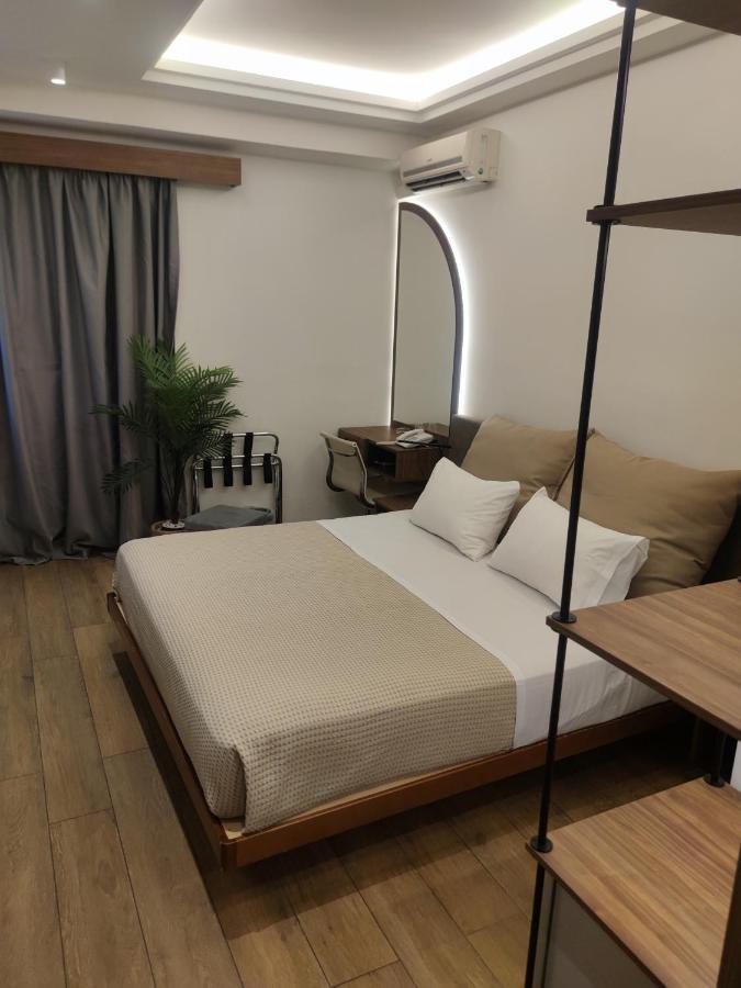 Adonis City Hotel Pátra Kültér fotó