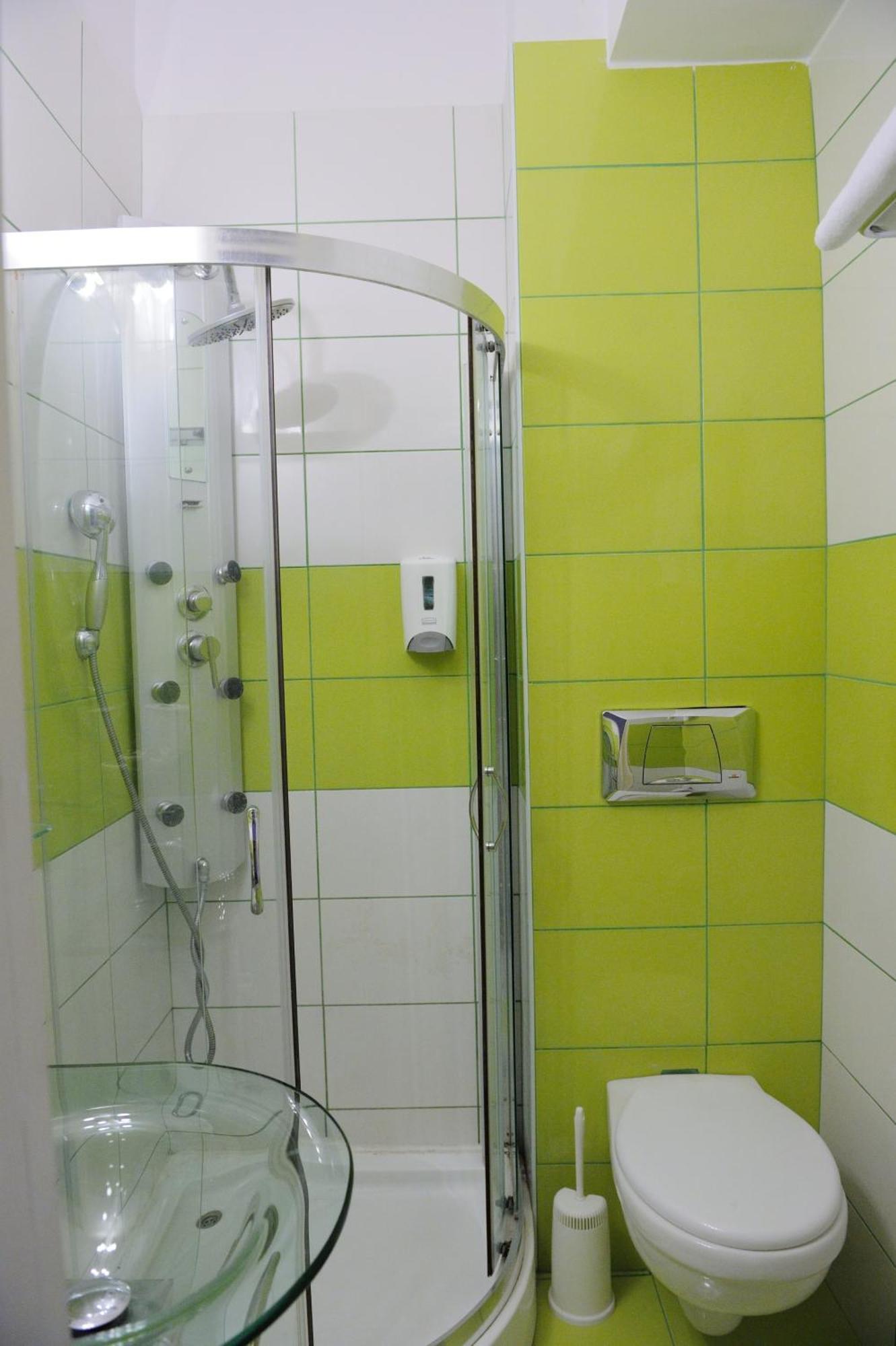 Adonis City Hotel Pátra Kültér fotó