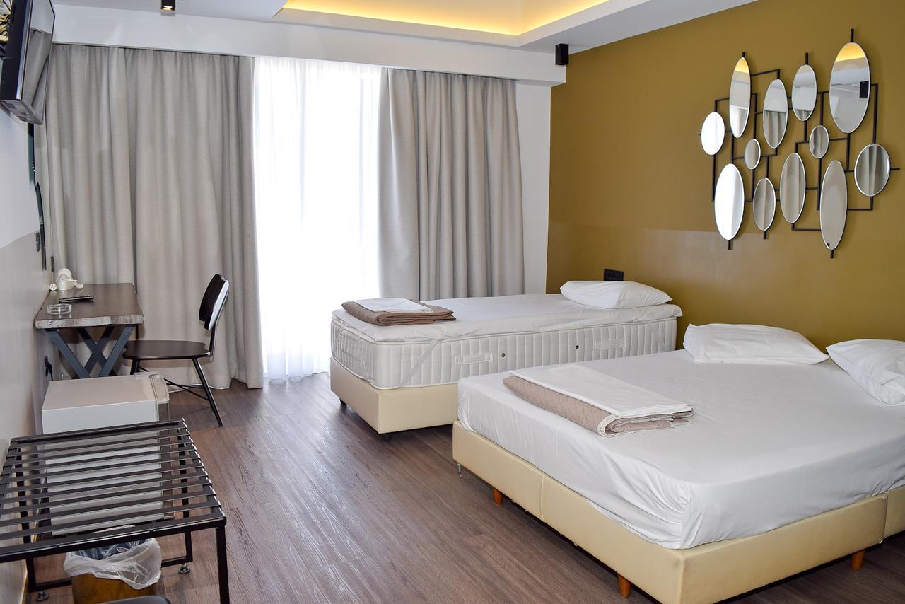 Adonis City Hotel Pátra Kültér fotó