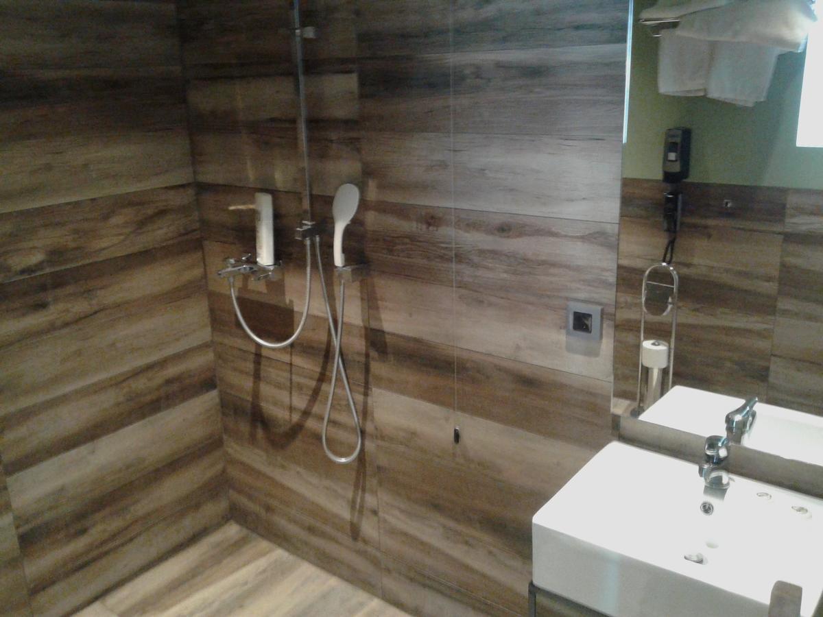 Adonis City Hotel Pátra Kültér fotó